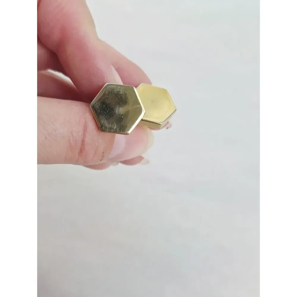 Unbranded vintage gold